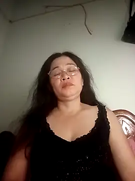 Sexy-asslove90 online show from October 16, 1:14 pm