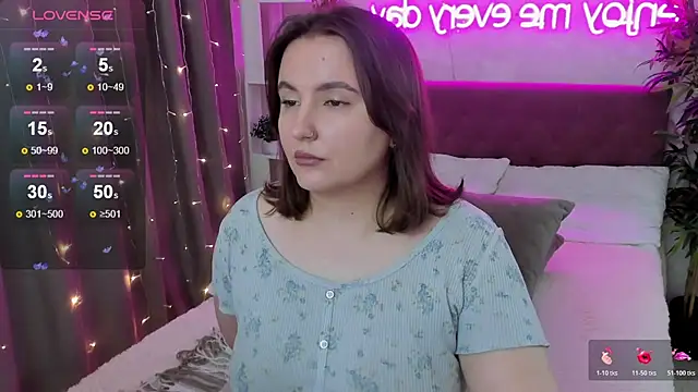 FeralPeach online show from November 16, 5:42 am