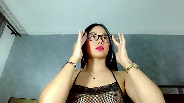 JasmineMore online show from October 22, 9:53 pm