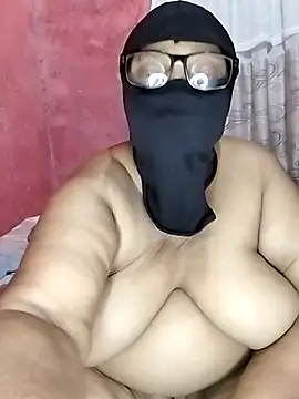 Snapshot of naughtygrannyXXX chatting on September 14, 7:34 pm naughtygrannyXXX online show from September 14, 7:34 pm