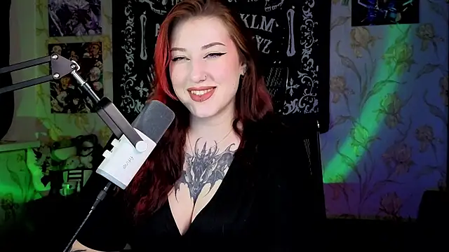 Kimpossible1 online show from December 4, 2:52 pm