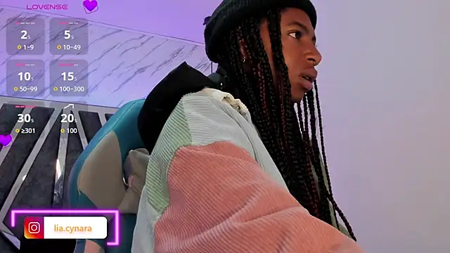 Queen perla  online show from September 16, 11:29 am