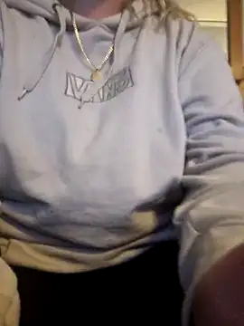 Snapshot of Off_the_Lesh chatting on September 18, 9:35 pm Off the Lesh online show from September 18, 9:35 pm