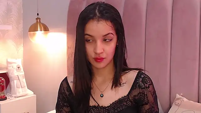 LeenaBrown online show from March 7, 1:07 pm