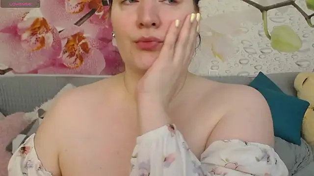 Nataly cute online show from April 9, 6:13 pm