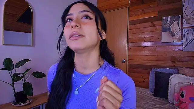 amber curly online show from April 15, 6:08 pm