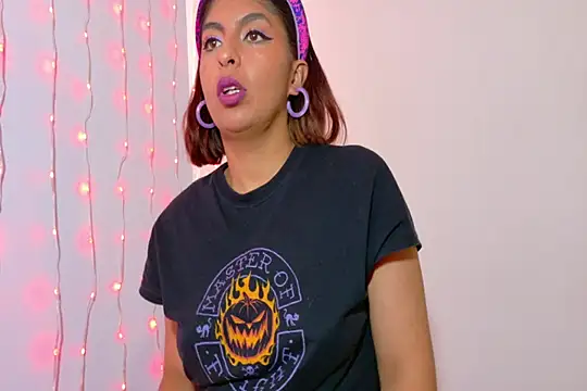 Snapshot of im_anna_ chatting on October 3, 6:35 pm im anna  online show from October 3, 6:35 pm