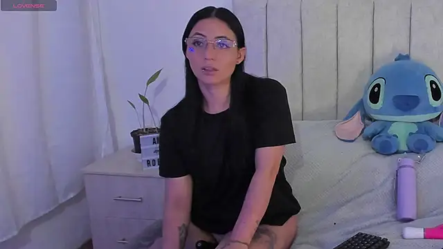 anny roberts online show from November 28, 10:24 pm