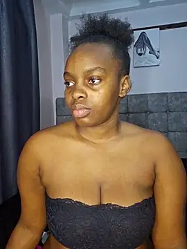 Snapshot of freaky_j_ chatting on October 8, 10:47 pm freaky j  online show from October 8, 10:47 pm