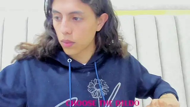 FreyaMoller online show from November 3, 7:07 pm