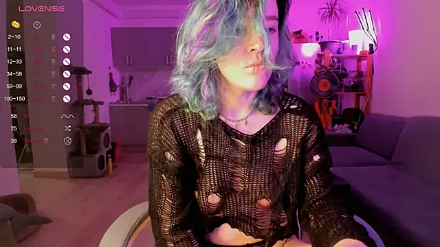 alisahug online show from January 17, 2:30 am