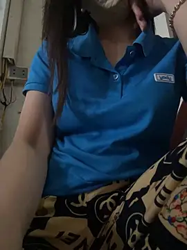 Tuongvy05 online show from March 7, 7:04 am