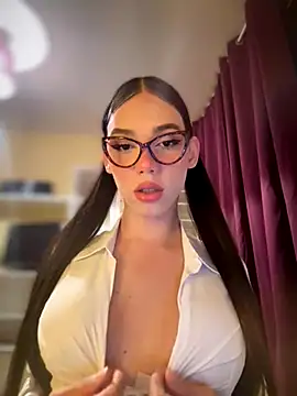 Carlita cute online show from October 9, 9:30 pm