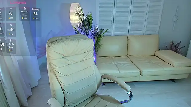 Daniela Kitty  online show from June 15, 8:36 am