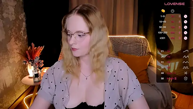 Aemilia  online show from November 10, 8:53 am