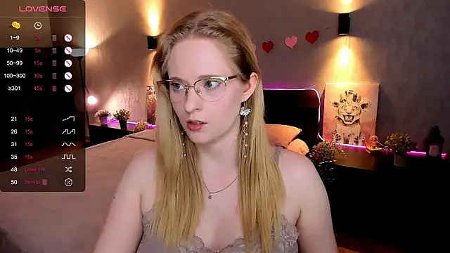 Aemilia  online show from September 18, 8:35 am