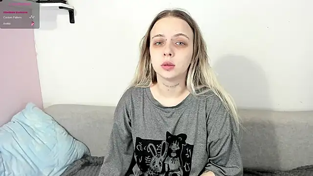 Alice Halle online show from January 10, 2:22 pm