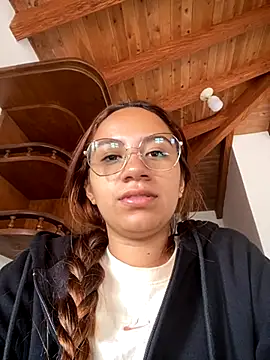 Jules n Gia online show from September 11, 8:31 pm