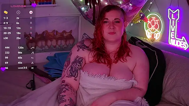 opalreigning online show from October 15, 9:23 am