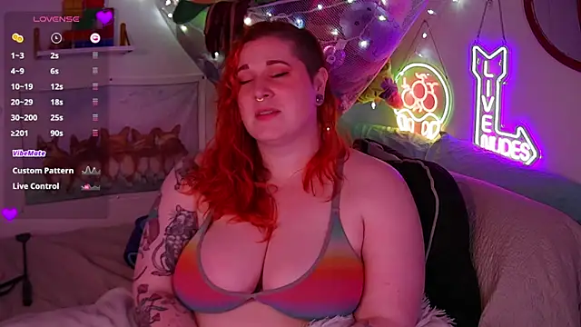 opalreigning online show from April 8, 9:11 am