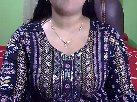 BengaliQueenStar online show from November 22, 4:42 pm