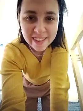 Snapshot of Gussie_Bridie chatting on October 23, 6:52 am Gussie Bridie online show from October 23, 6:52 am