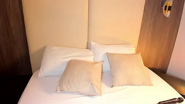 nicky peyton online show from March 18, 3:22 am