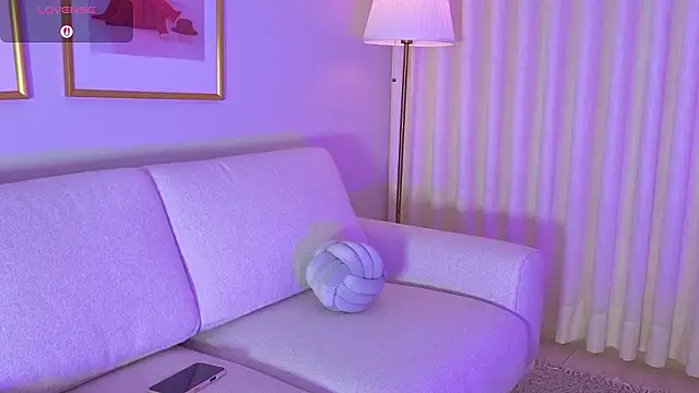 Alice milf  online show from March 31, 11:54 am