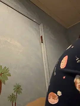 lairarose online show from November 2, 10:02 pm