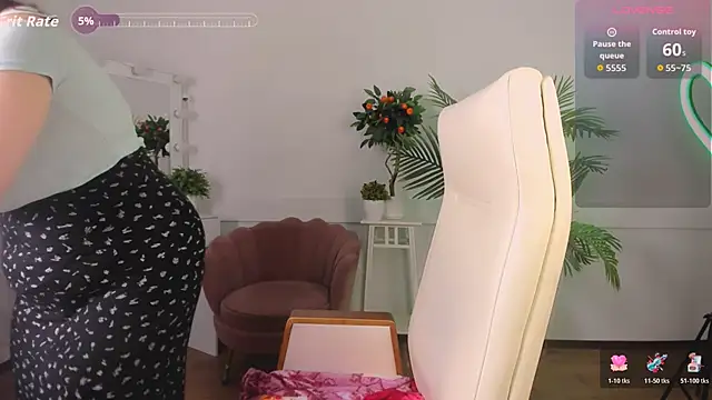 Viola  Shy online show from November 4, 9:53 pm