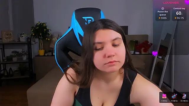 Viola  Shy online show from February 10, 11:41 pm