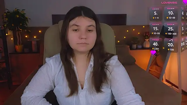 Viola  Shy online show from March 22, 10:05 pm