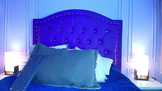 sarah banks1 online show from February 19, 3:17 am