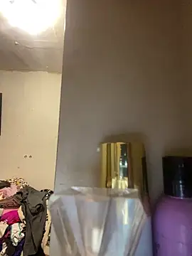 Lucrecia 33 online show from February 5, 1:08 am