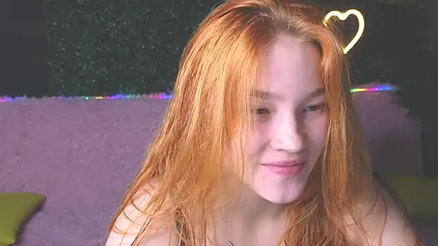 Snapshot of erikabrian chatting on October 16, 1:41 am erikabrian online show from October 16, 1:41 am