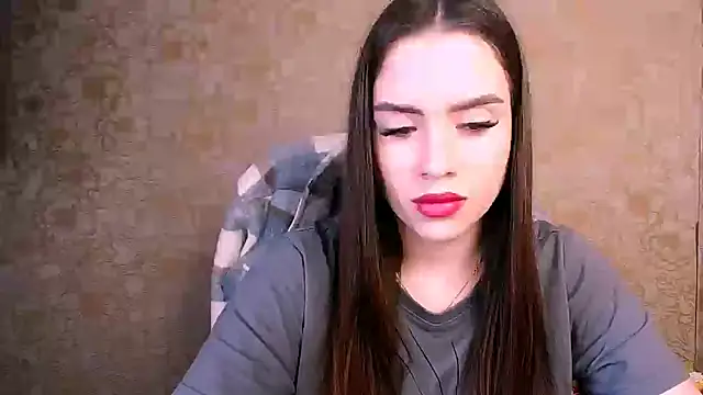  your fantasy girl online show from April 18, 9:34 am