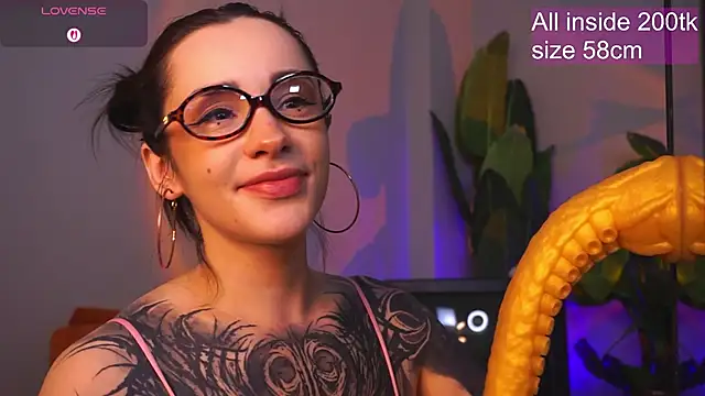 EvaCanton online show from March 29, 2:10 am