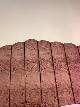 IsabellaGrey19 online show from February 17, 7:46 pm