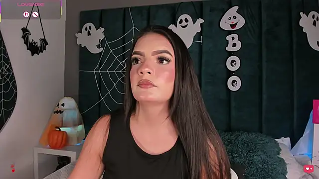 IsabellaGrey19 online show from October 25, 7:32 pm