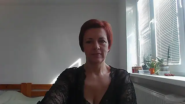Snapshot of LoraLoraMay chatting on October 25, 12:13 pm LoraLoraMay online show from October 25, 12:13 pm