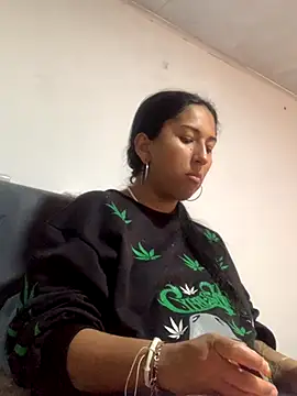 luna asss online show from October 22, 3:50 pm