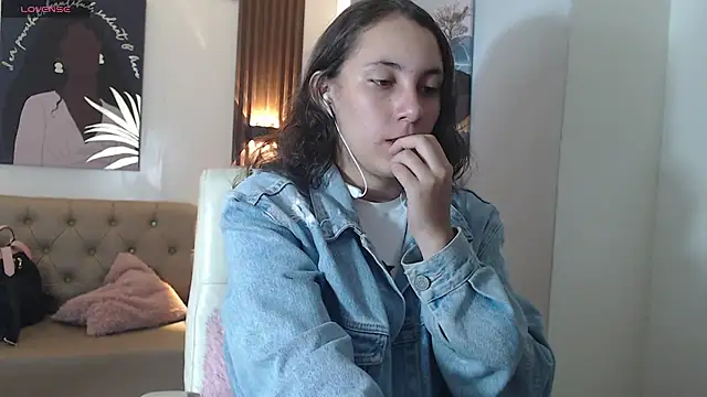 xlunna online show from September 23, 7:23 pm