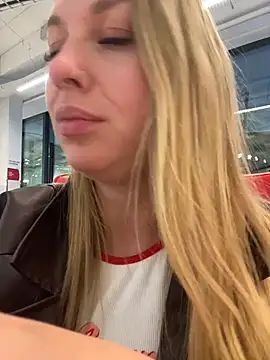 Sweet   Emily online show from November 13, 4:39 pm