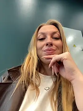 Sweet   Emily online show from October 3, 1:49 pm