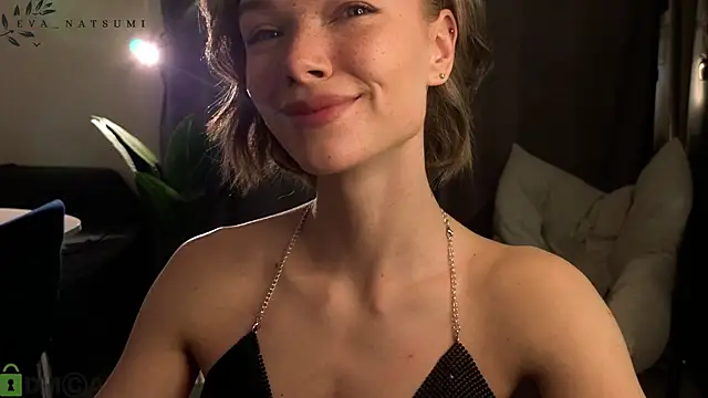 Eva Natsumi online show from October 25, 4:58 pm