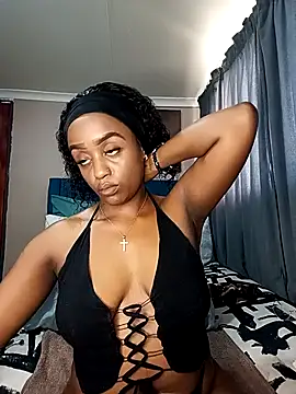 Queen-Chocolate online show from October 2, 4:39 am