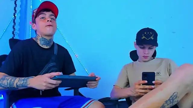 HOT boy2025 online show from October 4, 10:58 pm