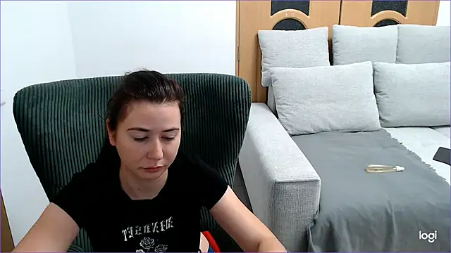 Snapshot of VioletaFlower7 chatting on September 22, 2:48 pm VioletaFlower7 online show from September 22, 2:48 pm