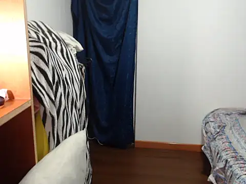 home vlak online show from April 18, 7:29 pm