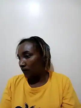StacyGee24 online show from April 11, 3:37 pm